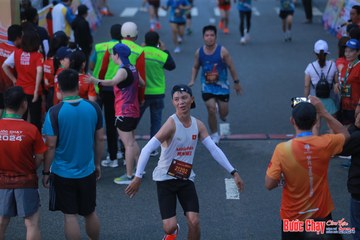 BƯỚC CHẠY CHÀO XUÂN THÀNH PHỐ QUẢNG NGÃI 2024 - Ảnh #1220655