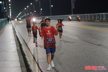 BƯỚC CHẠY CHÀO XUÂN THÀNH PHỐ QUẢNG NGÃI 2024 - Ảnh #1254461