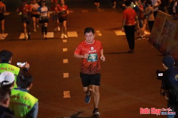 BƯỚC CHẠY CHÀO XUÂN THÀNH PHỐ QUẢNG NGÃI 2024 - Ảnh #1247176