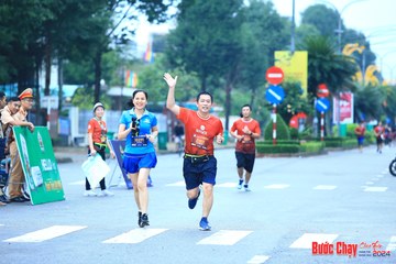 BƯỚC CHẠY CHÀO XUÂN THÀNH PHỐ QUẢNG NGÃI 2024 - Ảnh #1230932