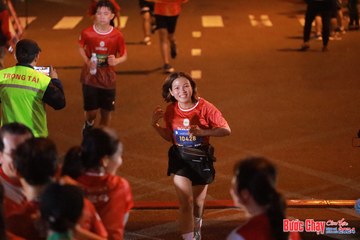 BƯỚC CHẠY CHÀO XUÂN THÀNH PHỐ QUẢNG NGÃI 2024 - Ảnh #1248744