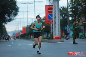 BƯỚC CHẠY CHÀO XUÂN THÀNH PHỐ QUẢNG NGÃI 2024 - Ảnh #1237179
