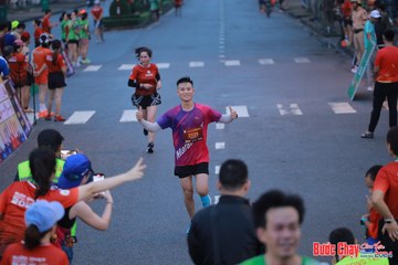 BƯỚC CHẠY CHÀO XUÂN THÀNH PHỐ QUẢNG NGÃI 2024 - Ảnh #1250853