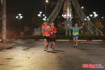 BƯỚC CHẠY CHÀO XUÂN THÀNH PHỐ QUẢNG NGÃI 2024 - Ảnh #1229178