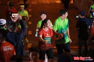 BƯỚC CHẠY CHÀO XUÂN THÀNH PHỐ QUẢNG NGÃI 2024 - Ảnh #1247403