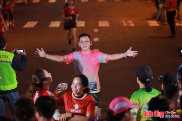 BƯỚC CHẠY CHÀO XUÂN THÀNH PHỐ QUẢNG NGÃI 2024 - Ảnh #1249270