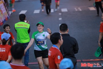 BƯỚC CHẠY CHÀO XUÂN THÀNH PHỐ QUẢNG NGÃI 2024 - Ảnh #1250589