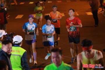 BƯỚC CHẠY CHÀO XUÂN THÀNH PHỐ QUẢNG NGÃI 2024 - Ảnh #1245527