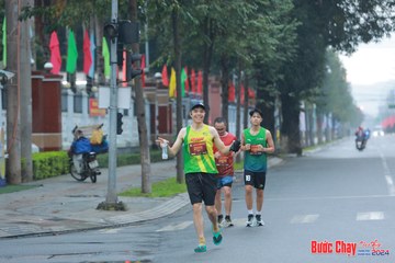 BƯỚC CHẠY CHÀO XUÂN THÀNH PHỐ QUẢNG NGÃI 2024 - Ảnh #1237262