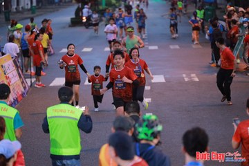 BƯỚC CHẠY CHÀO XUÂN THÀNH PHỐ QUẢNG NGÃI 2024 - Ảnh #1250200