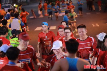BƯỚC CHẠY CHÀO XUÂN THÀNH PHỐ QUẢNG NGÃI 2024 - Ảnh #1249632