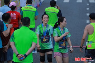 BƯỚC CHẠY CHÀO XUÂN THÀNH PHỐ QUẢNG NGÃI 2024 - Ảnh #1251811