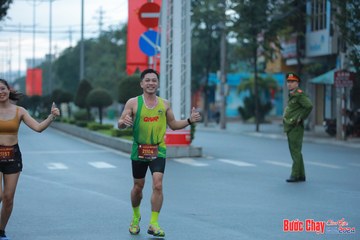 BƯỚC CHẠY CHÀO XUÂN THÀNH PHỐ QUẢNG NGÃI 2024 - Ảnh #1237022