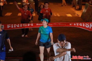 BƯỚC CHẠY CHÀO XUÂN THÀNH PHỐ QUẢNG NGÃI 2024 - Ảnh #1239387