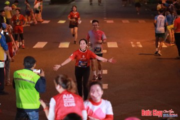 BƯỚC CHẠY CHÀO XUÂN THÀNH PHỐ QUẢNG NGÃI 2024 - Ảnh #1249260