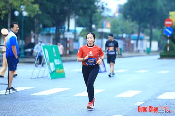 BƯỚC CHẠY CHÀO XUÂN THÀNH PHỐ QUẢNG NGÃI 2024 - Ảnh #1232150