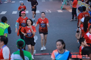BƯỚC CHẠY CHÀO XUÂN THÀNH PHỐ QUẢNG NGÃI 2024 - Ảnh #1250960