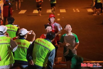 BƯỚC CHẠY CHÀO XUÂN THÀNH PHỐ QUẢNG NGÃI 2024 - Ảnh #1248284