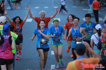BƯỚC CHẠY CHÀO XUÂN THÀNH PHỐ QUẢNG NGÃI 2024 - Ảnh #1251313