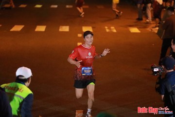 BƯỚC CHẠY CHÀO XUÂN THÀNH PHỐ QUẢNG NGÃI 2024 - Ảnh #1244994