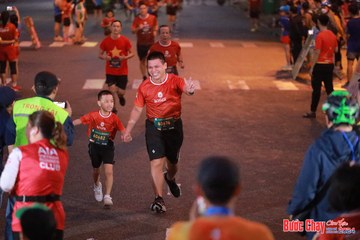 BƯỚC CHẠY CHÀO XUÂN THÀNH PHỐ QUẢNG NGÃI 2024 - Ảnh #1249525