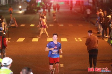 BƯỚC CHẠY CHÀO XUÂN THÀNH PHỐ QUẢNG NGÃI 2024 - Ảnh #1220440