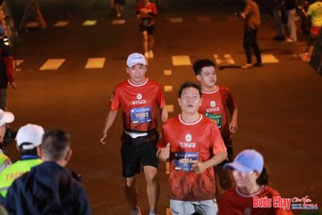 BƯỚC CHẠY CHÀO XUÂN THÀNH PHỐ QUẢNG NGÃI 2024 - Ảnh #1245252