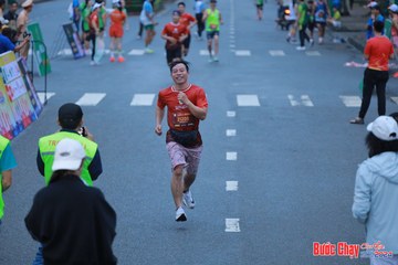 BƯỚC CHẠY CHÀO XUÂN THÀNH PHỐ QUẢNG NGÃI 2024 - Ảnh #1251767