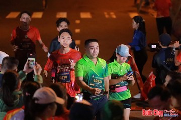 BƯỚC CHẠY CHÀO XUÂN THÀNH PHỐ QUẢNG NGÃI 2024 - Ảnh #1246360