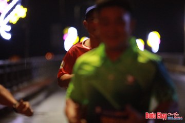 BƯỚC CHẠY CHÀO XUÂN THÀNH PHỐ QUẢNG NGÃI 2024 - Ảnh #1231568