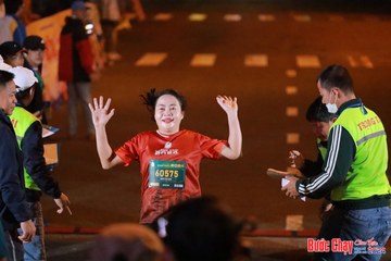 BƯỚC CHẠY CHÀO XUÂN THÀNH PHỐ QUẢNG NGÃI 2024 - Ảnh #1242255