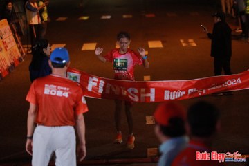BƯỚC CHẠY CHÀO XUÂN THÀNH PHỐ QUẢNG NGÃI 2024 - Ảnh #1240538