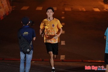 BƯỚC CHẠY CHÀO XUÂN THÀNH PHỐ QUẢNG NGÃI 2024 - Ảnh #1239023