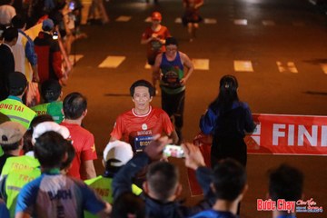 BƯỚC CHẠY CHÀO XUÂN THÀNH PHỐ QUẢNG NGÃI 2024 - Ảnh #1246583