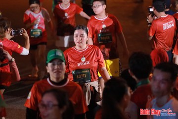 BƯỚC CHẠY CHÀO XUÂN THÀNH PHỐ QUẢNG NGÃI 2024 - Ảnh #1248861