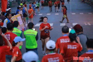 BƯỚC CHẠY CHÀO XUÂN THÀNH PHỐ QUẢNG NGÃI 2024 - Ảnh #1250475
