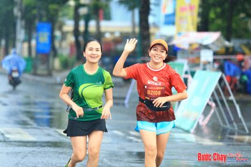 BƯỚC CHẠY CHÀO XUÂN THÀNH PHỐ QUẢNG NGÃI 2024 - Ảnh #1238432