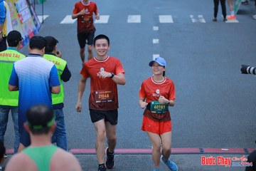BƯỚC CHẠY CHÀO XUÂN THÀNH PHỐ QUẢNG NGÃI 2024 - Ảnh #1251551
