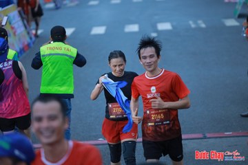 BƯỚC CHẠY CHÀO XUÂN THÀNH PHỐ QUẢNG NGÃI 2024 - Ảnh #1251251
