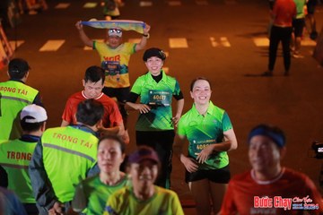 BƯỚC CHẠY CHÀO XUÂN THÀNH PHỐ QUẢNG NGÃI 2024 - Ảnh #1248633