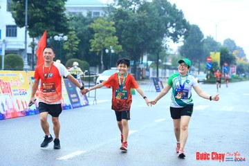 BƯỚC CHẠY CHÀO XUÂN THÀNH PHỐ QUẢNG NGÃI 2024 - Ảnh #1238383