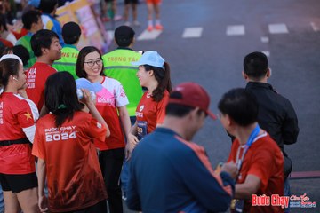 BƯỚC CHẠY CHÀO XUÂN THÀNH PHỐ QUẢNG NGÃI 2024 - Ảnh #1250465