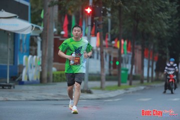 BƯỚC CHẠY CHÀO XUÂN THÀNH PHỐ QUẢNG NGÃI 2024 - Ảnh #1237122