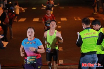 BƯỚC CHẠY CHÀO XUÂN THÀNH PHỐ QUẢNG NGÃI 2024 - Ảnh #1242986