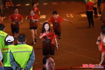 BƯỚC CHẠY CHÀO XUÂN THÀNH PHỐ QUẢNG NGÃI 2024 - Ảnh #1248662