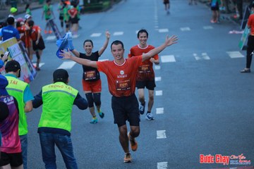 BƯỚC CHẠY CHÀO XUÂN THÀNH PHỐ QUẢNG NGÃI 2024 - Ảnh #1251235