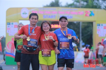 BƯỚC CHẠY CHÀO XUÂN THÀNH PHỐ QUẢNG NGÃI 2024 - Ảnh #1221641