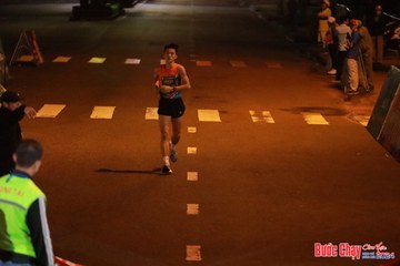 BƯỚC CHẠY CHÀO XUÂN THÀNH PHỐ QUẢNG NGÃI 2024 - Ảnh #1241385
