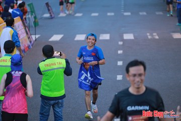 BƯỚC CHẠY CHÀO XUÂN THÀNH PHỐ QUẢNG NGÃI 2024 - Ảnh #1251126