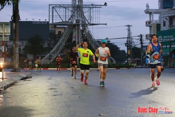 BƯỚC CHẠY CHÀO XUÂN THÀNH PHỐ QUẢNG NGÃI 2024 - Ảnh #1230248